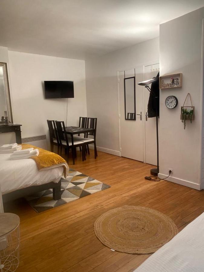 Jolie Appartement A ปารีส ภายนอก รูปภาพ