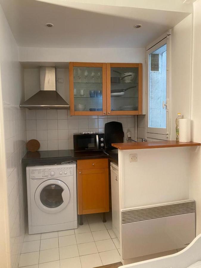 Jolie Appartement A ปารีส ภายนอก รูปภาพ